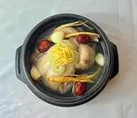 自家製サムゲタン（韓国料理Kokio Chicken北赤羽店）