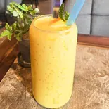 ヨンジーガムロウ(CAFE@香港)