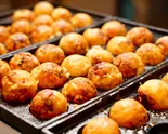 国産米粉たこ焼き(出汁醤油16個)（米粉と鉄板）