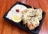 【平岸店限定‼️】ガーリックペッパーからあげ弁当（デカ盛り弁当 はるき 平岸店【唐揚げ弁当屋】）