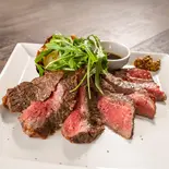 厳選牛の炭火焼き 200g（南イタリア料理 Osteria NORA）
