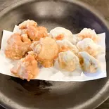 唐揚げと揚げ餃子（善吉 醸し屋）