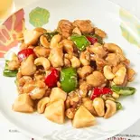 鶏肉とカシューナッツ炒め Chicken and Cashew Nut Stir-Fry（台湾菜館 弘城）