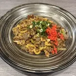 牛すじそば飯(鉄板焼 奥里火)