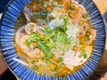 Bún bò huế フェ風の牛肉辛味スープビーフン(QUAN VIET 88 KUSHITAN)
