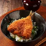 大盛りアジフライ丼（いろは）