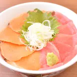 マグロサーモン丼(からあげ丼 日の家)