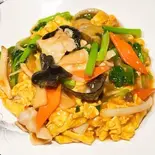 豚肉とキクラゲの玉子炒め（鶏闘士·三九厨房）