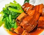 豚バラ肉の煮込み（鶏闘士·三九厨房）