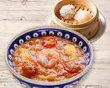 海老とチーズのトマトのおかゆ＆2種点心セット（店内炊き上げ おかゆ専門店 粥餐庁(かゆさんちん) KITTE博多店）