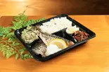 鯖の文化干しとおばんざい弁当(食堂でべこ)