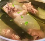 冬瓜炖排骨 スペアリブと冬瓜のスープ（ビャンビャン麺 朋友）
