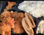 コロッケ2種&唐揚げ弁当(浪花のコロッケいも太郎)