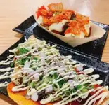 ねぎいか焼きとキムチチーズたこ焼きのセット【キムチ・マヨ】（【大阪名物 揚げたこ焼き・イカ焼き】粉もん屋 清水店）