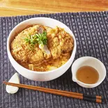 厚切り三元豚ロースカツ丼(揚げたてかつ TAKUMI 三宮南店)