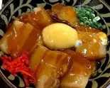 新商品！沖縄ラフテー丼(アグー豚の角煮)（肉ドコロ せい吾）