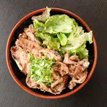 カルビ丼(下)(精肉・卸の肉バルsanoso)