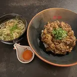 肉1.5倍 和牛丼+和牛麺+生たまご（黒毛和牛丼ぶり専門店 和牛丼 弥勒みろく）