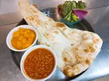 #4 2カレーサラダ付きセット 2Curry + Salad + Nan or Rice（インド料理マハラジャ ボンベイカフェ晴海店）