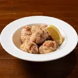 唐揚げ(5個入り)（にくまる 新宿東口店）