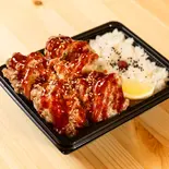 ヤンニョムチキン弁当（デカ盛り弁当 はるき 大通店【唐揚げ弁当屋】）