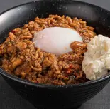 背徳感のポテサラすたみな丼（圧倒的背徳感 スタミナRush 福岡原店）