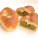 ずんだあんぱん 1個（ダズンフォー）