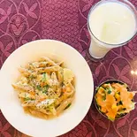 チキンと野菜のクリームペンネパスタセット(cream pasta set)（Royal Curry House）