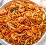 エビ焼きうどん Prawn Chowmin（KATHMANDU MOMO HOUSE）