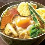 6種の野菜天ぷらと卵4個使った幸せになれる夢の天丼（名物！出汁の効いたカレーうどん 土佐堀 亀一）