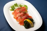 熟成サーモンの冷菜（ろしあ亭 大きなロールキャベツ 元祖白いビーフストロガノフの店）
