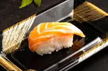 サーモン（神田一番寿司白山店）