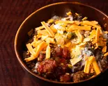 【温玉＆チーズ】ゴロゴロお肉の牛タコライス(ご飯少なめ)（牛タコスと焼肉丼）
