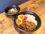 【大盛り無料】もつ煮込み丼もつ煮込みセット(COLOR VILLAGE)