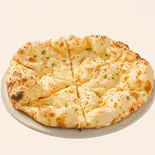 GARLIC CHEESE NAN/ガーリックチーズナン（Bipita and Anshu）