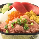 うおがし丼（寿司しん 西川口店）