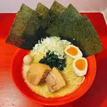 【人気No.1！】 赤盛りラーメン（横浜家系ラーメン赤家 北浦和店）