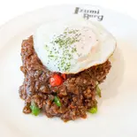 特製ドライカリー（【menu限定価格商品あり】カリーWEST百名店2020 いずみバーグ 御幣島店）