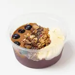 YOGIアサイーボウル（【アサイー＆グリークヨーグルト専門店】YOGI 梅田店）