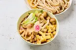 きのこ肉汁うどん（【武蔵野うどん専門店】東京KINGうどん 駒込）