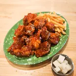 鶏ももブルダックヤンニョムチキン（韓国料理サルビア）