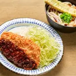 お得なセット!ロースカツのソースカツ弁当(ミニうどん付き)(たれカツ丼わらじ屋 中野店)