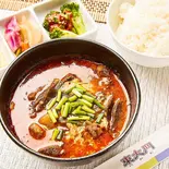 ユッケジャン 육개장(ライス、おかず3品付き)（焼肉韓国料理 東大門）