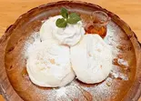しろいパンケーキ【メイプルシロップ】(しろいパンケーキとみずいろレモネード)