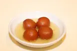 グラブジャムン4個入り Gulab Jamun 4Pcs(アジアンカレーハウス)