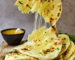 チーズガーリックナン/Cheese Garlic Nan(インドカレーSTAR MART)