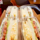 玉子とベーコンサラダのサンドウィッチ（Tayu Cafe）