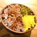 カルーアポーク丼 Kalua Pork Bowl(DAKINE spam&sandwich)