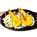 タンドリーエビ Tandoori Prawn 2P（グムティー ヒル インド ネパール レストラン＆バー）
