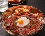 ロース韓国焼肉丼（韓国食堂 栄店）